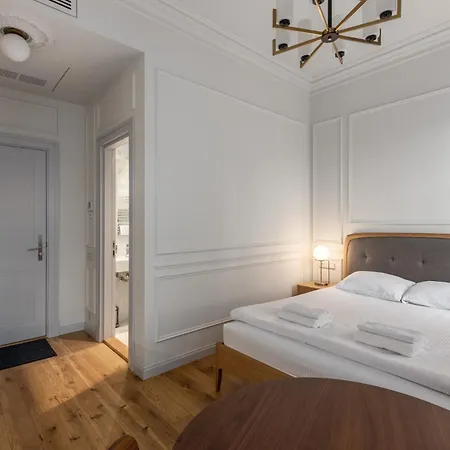 Apartment Roze Kurmajas *